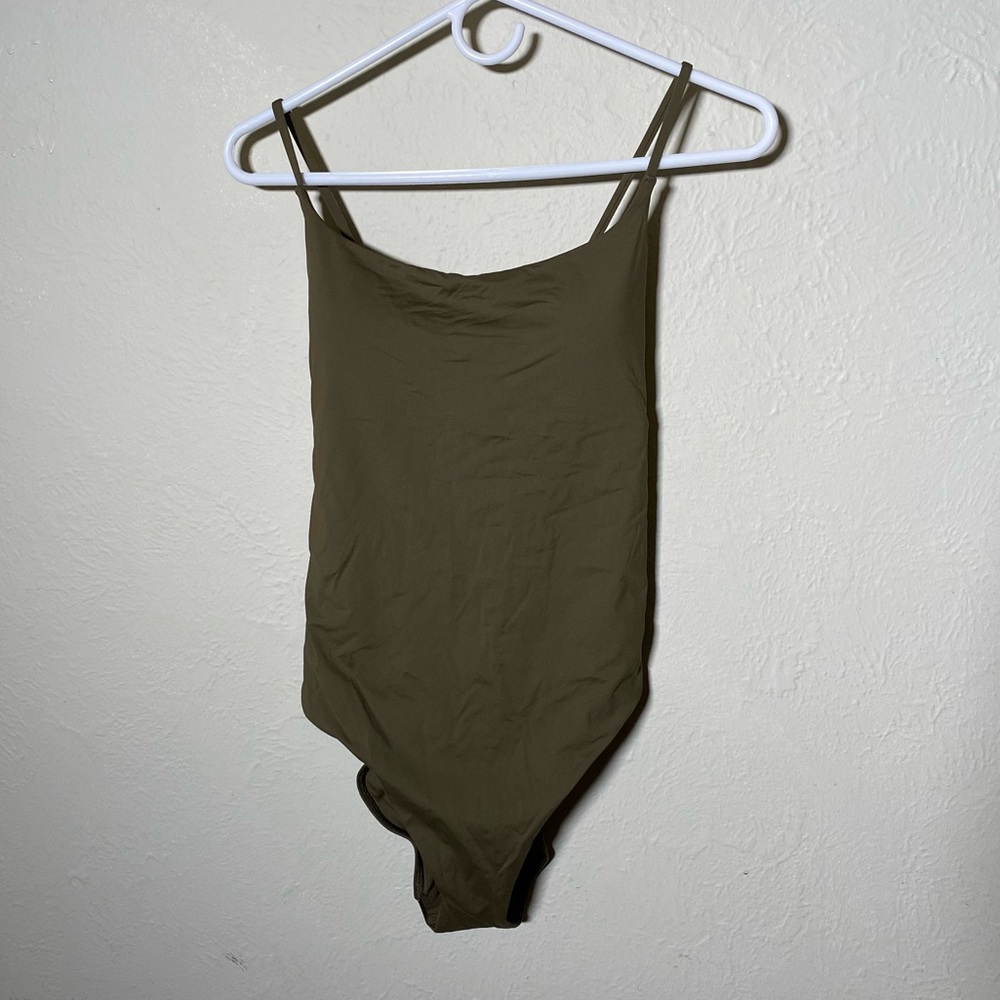 NWOT Everlane Swimsuit - Picture 3 of 10